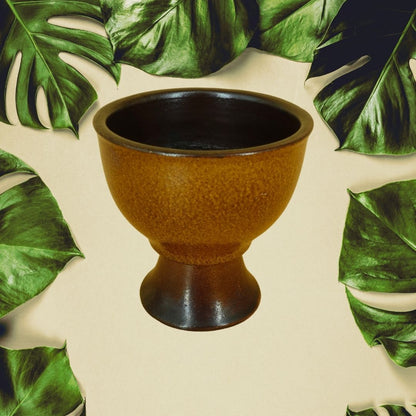 Brauner Kelch Pott