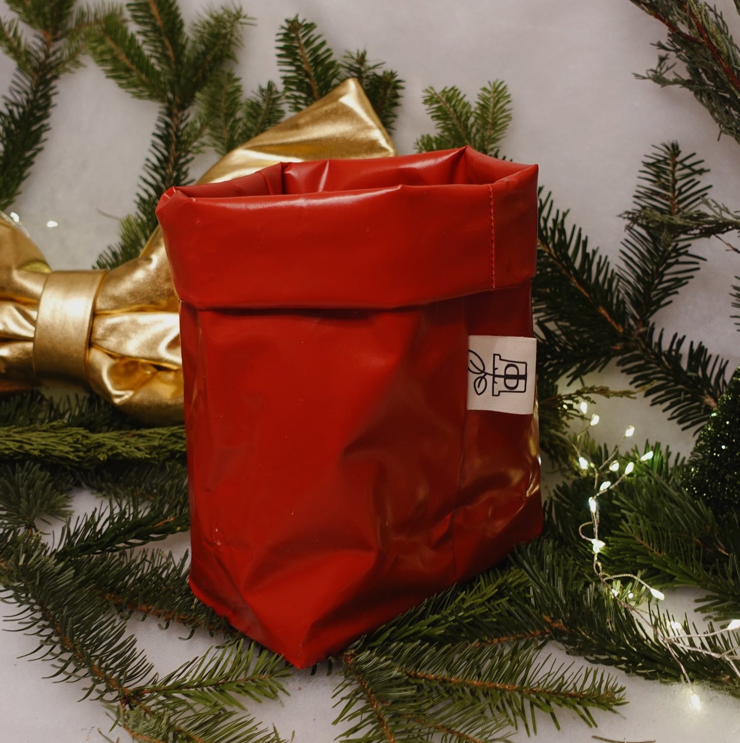 Pottcover merry and bright